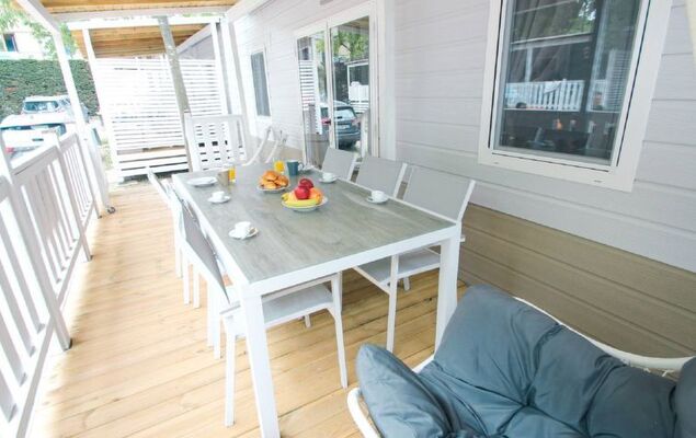 Happy Superior - Photo 1