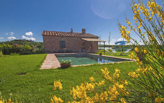 La Capannina - Photo 1